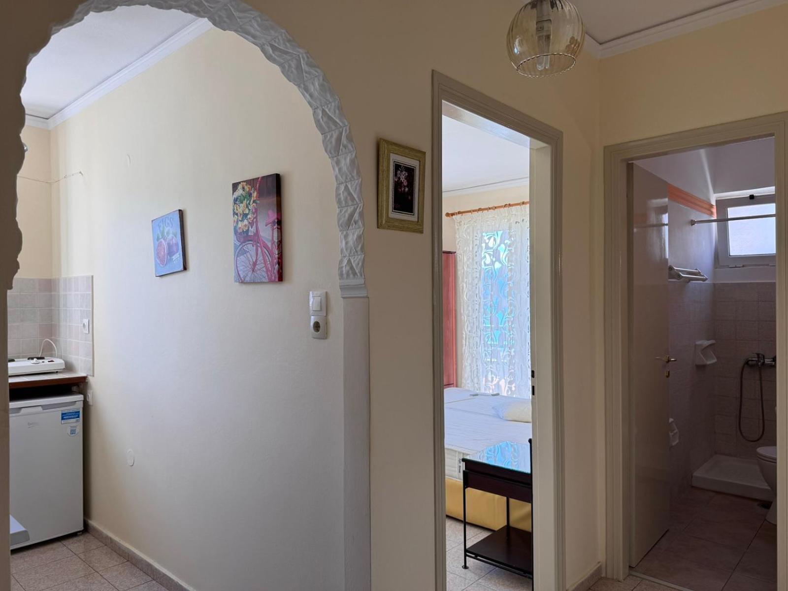 Matrona Apartments Poros Town Exterior photo