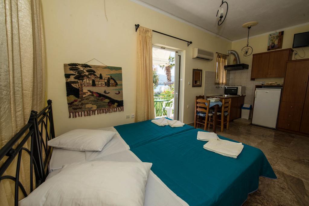 Matrona Apartments Poros Town Exterior photo